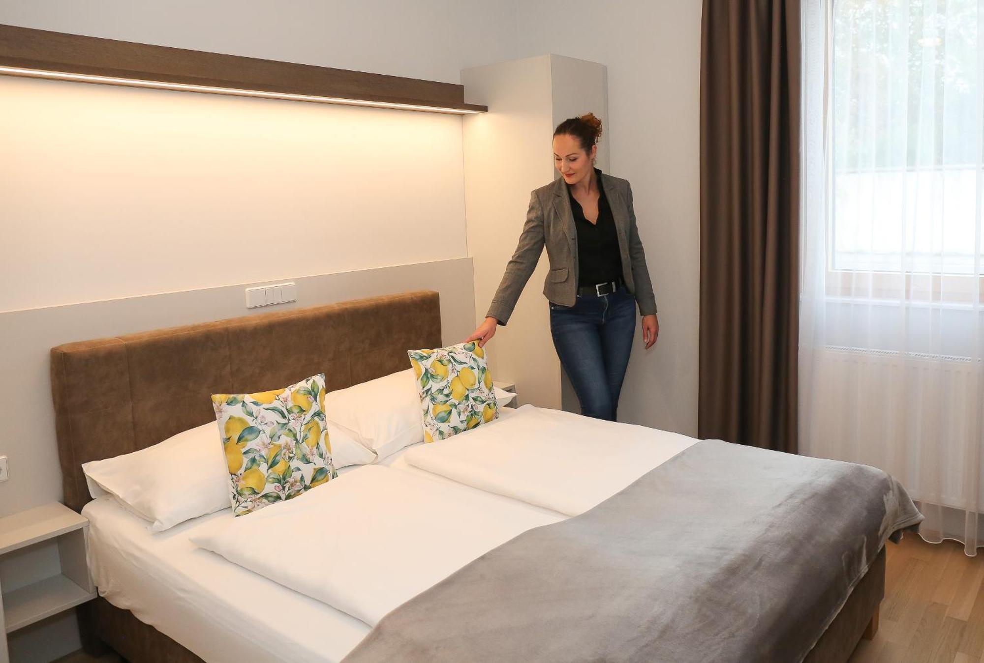 23-Hotel Schwadorf bei Wien エクステリア 写真